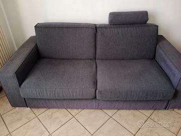 Divano due posti da ritirare