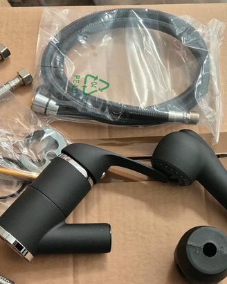 Rubinetto Cucina  Nero con Doccetta Estraibi