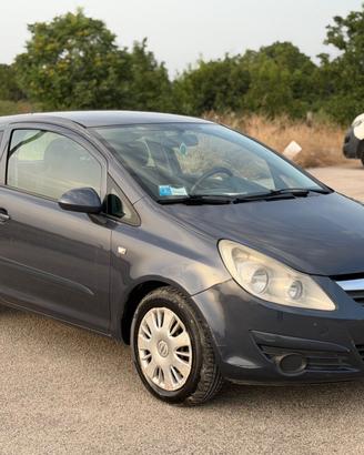 Opel Corsa 1.2 3 porte Club