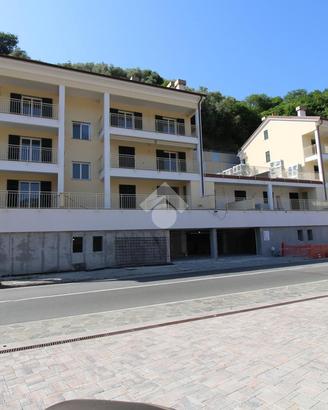 4 LOCALI A CHIAVARI