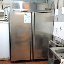 Armadio congelatore in acciaio 