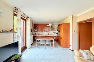 2 LOCALI A AZZANO MELLA