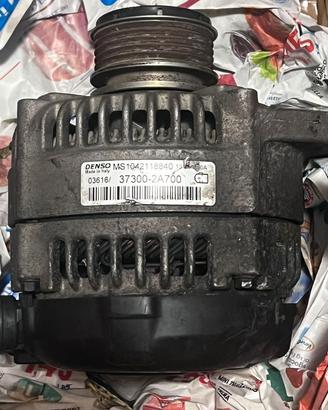 Alternatore DENSO originale – OEM 37300-2A700