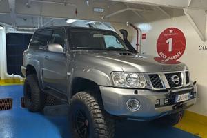 Nissan Patrol 3.0 TD Di 3 porte Luxury Hard Top