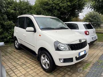 Mahindra Quanto C8 2.2 2WD N1