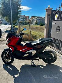 Honda X adv 750