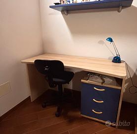 Scrivania+cassettiera+sedia