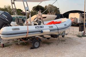 GOMMONE SACS 5.10m motore YAMAHA 40cv 2002