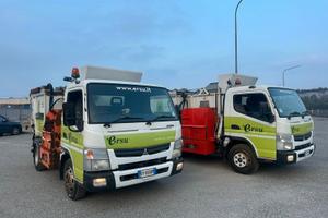 N°2 MITSUBISHI CANTER 7C15 COMPATTATORE DA RIFIUTI