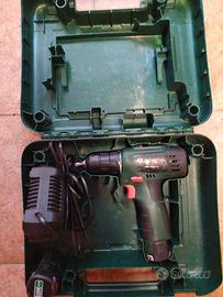 trapano avvitatore Bosch psr1080 due batterie