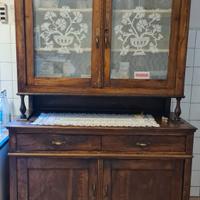 Credenza rustico-antica in arte povera