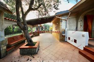 Casa, Termini Imerese.