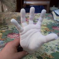 Statuetta Mano famiglia Addams