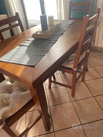 Tavolo e 6 sedie