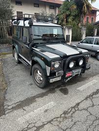 LAND ROVER Defender - 2001