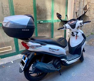 Scooter Sym Symphony ST 200