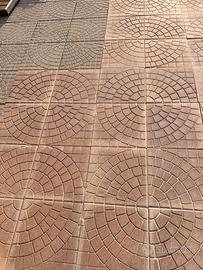 Gratuito 80 m2 lastra di cemento rosso 40x40x2cm