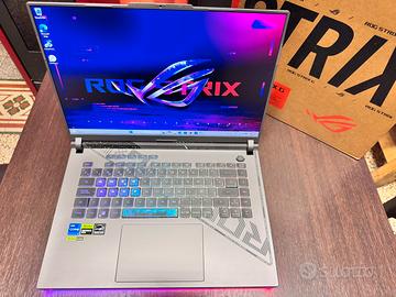 Asus rog strix g16 RTX 4070 COME NUOVO IN GARANZIA