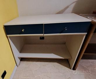 Scrivania biancoblu