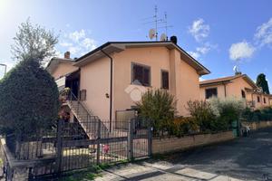 PORZIONE DI QUADRIFAMILIARE A CAVE