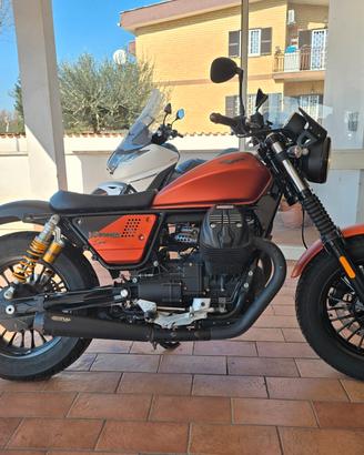 Moto Guzzi V9 BOBBER SPORT IN PROMO !!!
