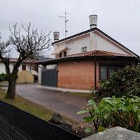 Villa singola con giardino