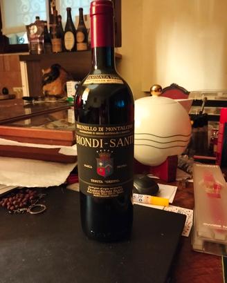 vino Brunello di Montalcino 