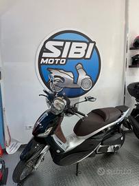 Piaggio Beverly 300