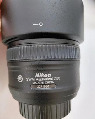 AF-S Nikkor 50mm f/1.8G  fisso 58