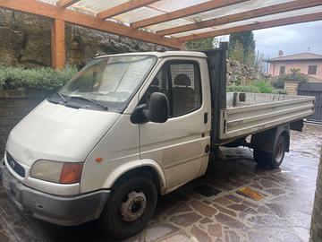 Furgone Ford transit
