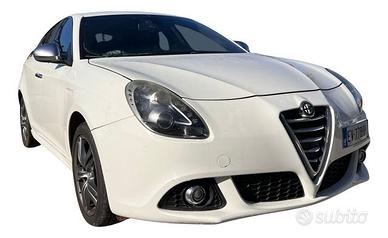 ALFA ROMEO Giulietta 1.6 JTDm-2 105 CV Distincti