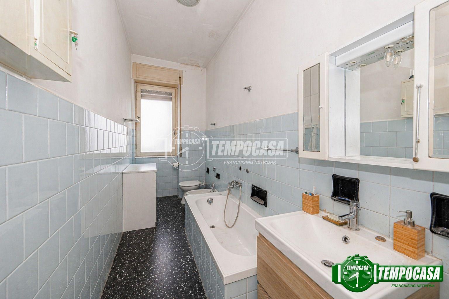 Voghera - Via Piave - 4 locali + BOX - Altro