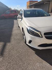 Mercedes classe A 180 automatico da vetrina 2018
