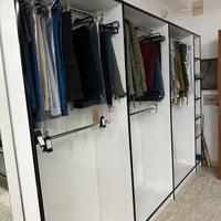 mobili per arredamento negozio abbigliamento