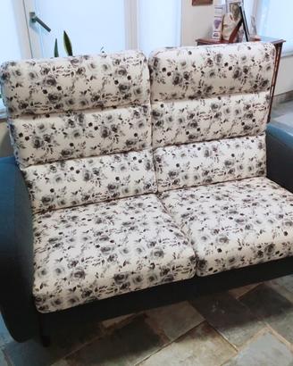 Divani Poltronesofà 3+2 posti blu e bianco fiorito