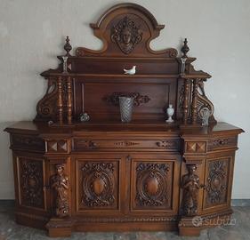 MOBILI D'ARTE IN MASSELLO DI NOCE NAZIONALE