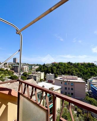 5 LOCALI A GENOVA