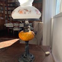 lume a petrolio antico