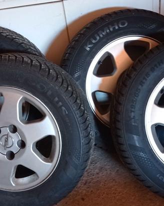 4 gomme 4 stagioni KUMHO