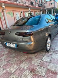 Alfa romeo 166