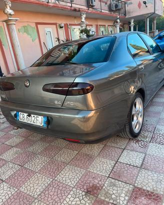 Alfa romeo 166