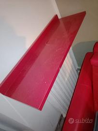 Mensola rossa in marmo