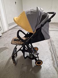 passeggino ultra leggero e compatto 