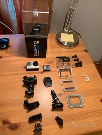 GoPro Hero 4 Silver + accessori