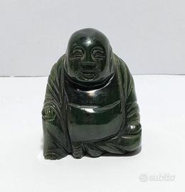 Scultura piccolo Buddha in giada color spinacio 