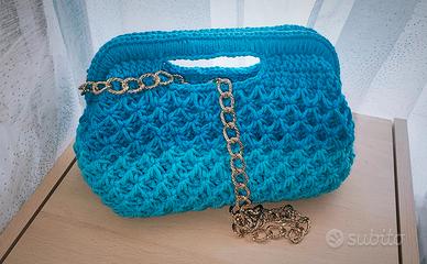 borsa in cordino all'uncinetto 