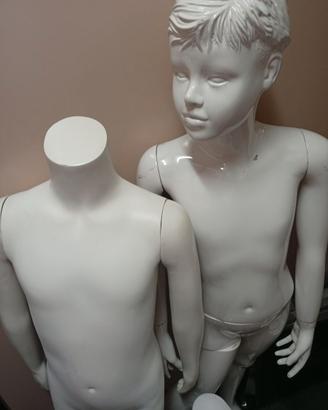 Manichini e busti per negozio