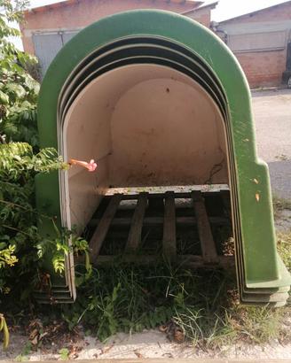 cucce per vitelli o altri animali