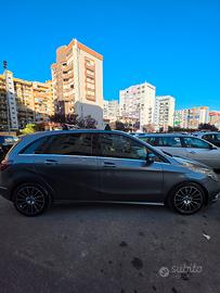 Mercedes B 200 CDI PREMIUM