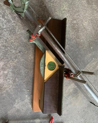 Taglia zoccolini vintage